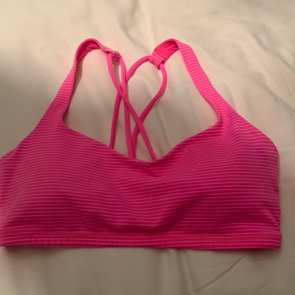 🍋Lululemon Free To Be Bra in Seven Wonders- pink & black - Picture 1 of 6